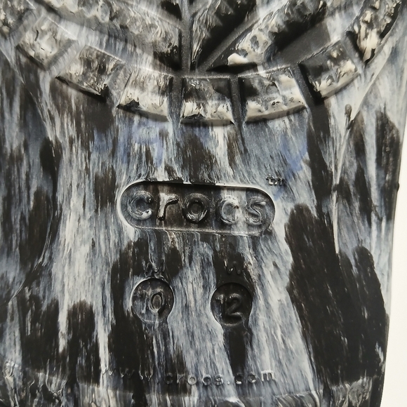 Crocs Black‎ and White Slide Sandals - Picture 7 of 9